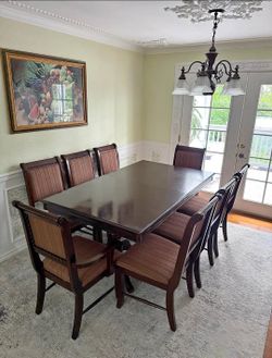 Dining table and 8 chairs
