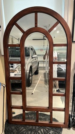 Ornamental Mirror, great conversation piece, decoration etc