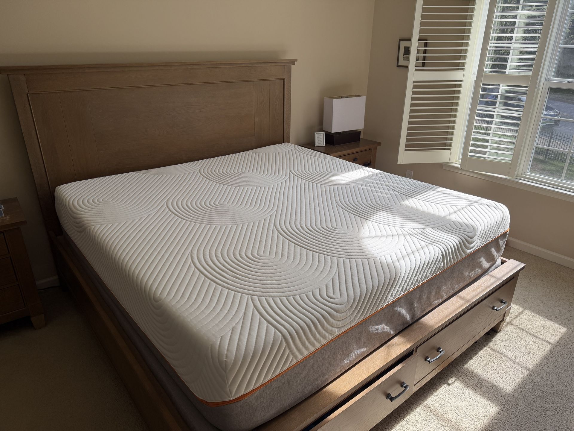 TEMPUR-Contour Rhapsody Luxe Tempurpedic Mattress GREAT CONDITION