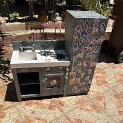 Cocinita Peque a La Llave Se Le Cayo for Sale in El Monte CA OfferUp