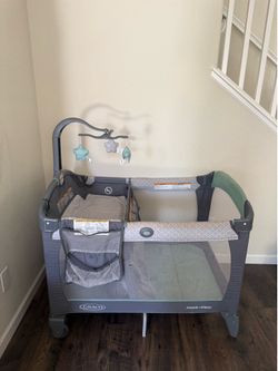 Baby Graco Play Yard