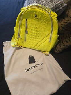 Tote&Carry backpack