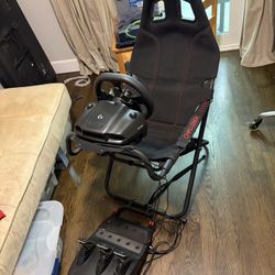 Logitech G923 Trueforce Playseat Challenger Racing Rig for xbox/PC with Shifter