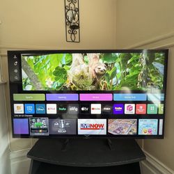 Immersive 50″ LG 4K Smart TV – Stunning Picture, WebOS Streaming, Like-New Condition