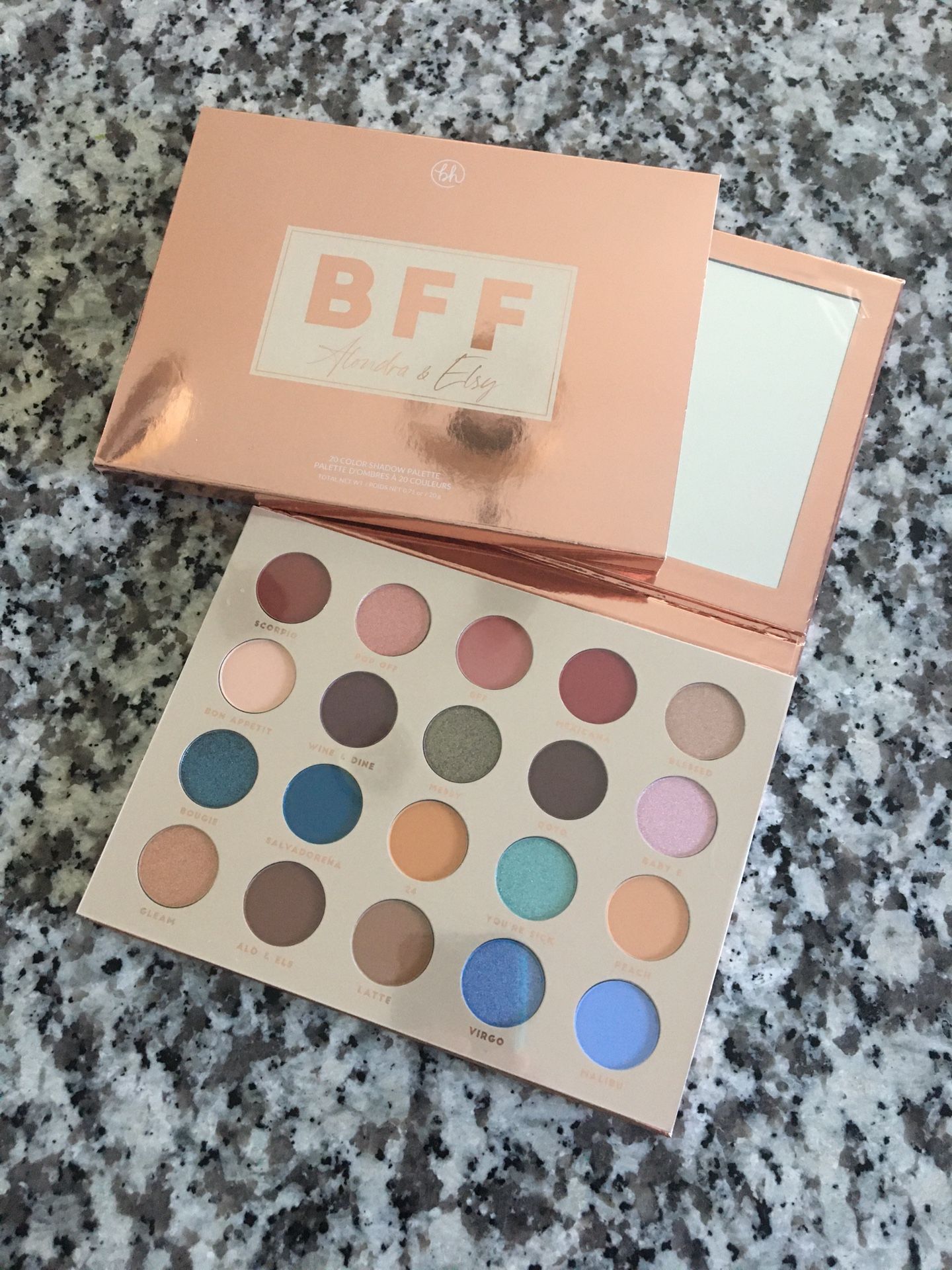 BFF Alondra & Elsy 20 Color Shadow Palette