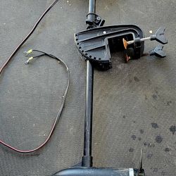 Minn Kota Endura 30 Trolling Motor 12V 30lbs Thrust Transom Mount