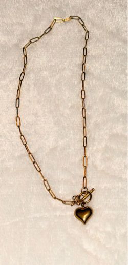 Brand New Gold Tone Heart Toggle Necklace 20” Retail $39