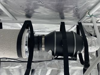 T4 AC infinity Fan with AC Filter.