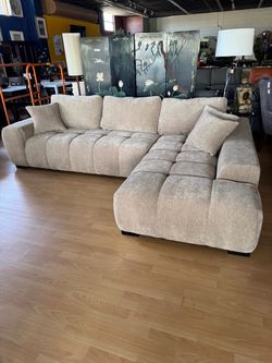 Sectional L Sofa Info in the Description 