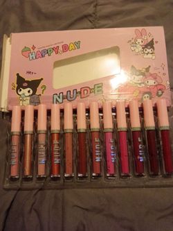 Ney's makeup