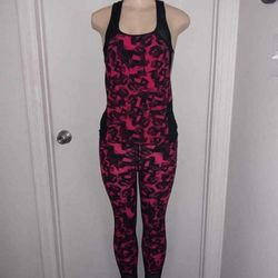 New Women’s 2 Piece Set Size S/M And L/XL