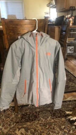 Mens TNF The North Face Venture Dryvent Waterproof Hooded Rain Jacket gray and inside orange