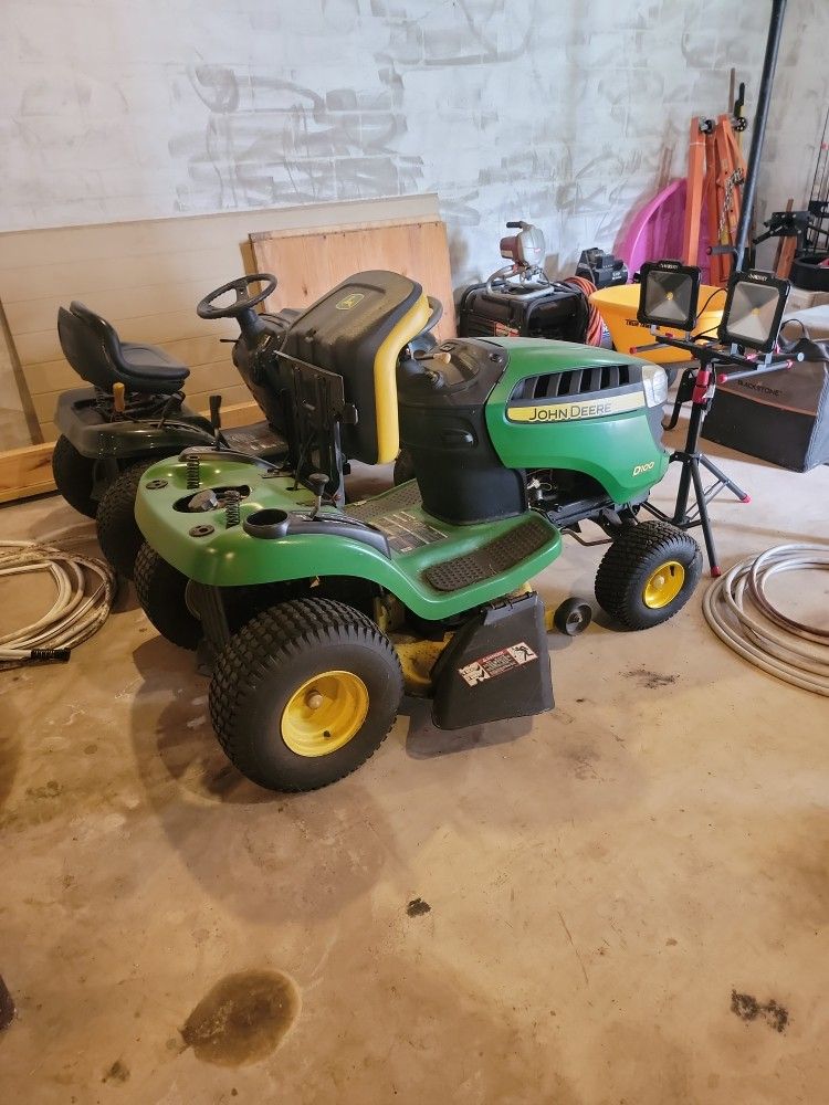 John Deere D100 for Sale in Chuluota, FL OfferUp