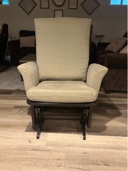 Dutailier glider chair