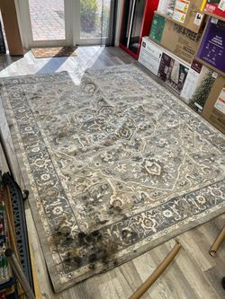 8 × 10 Gray Rectangular Indoor Medallion Persian area rug