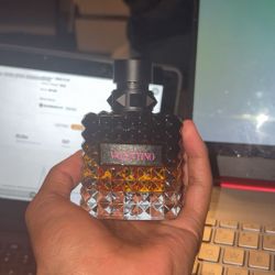 Valentino Donna “Born In Roma” Intense EDP