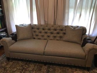 Sherrill Furniture Tuffed Sofa