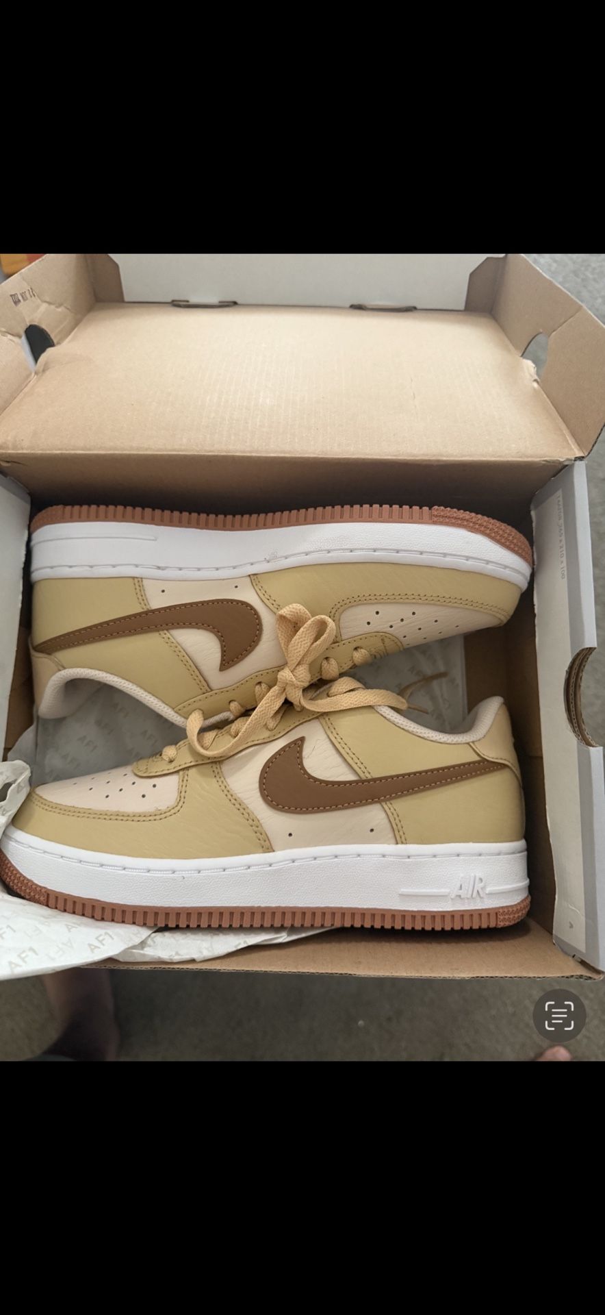 Size 5Y Nike Air Force 1 Low LV8 (GS) Pearl White Sesame DQ5973 200 S