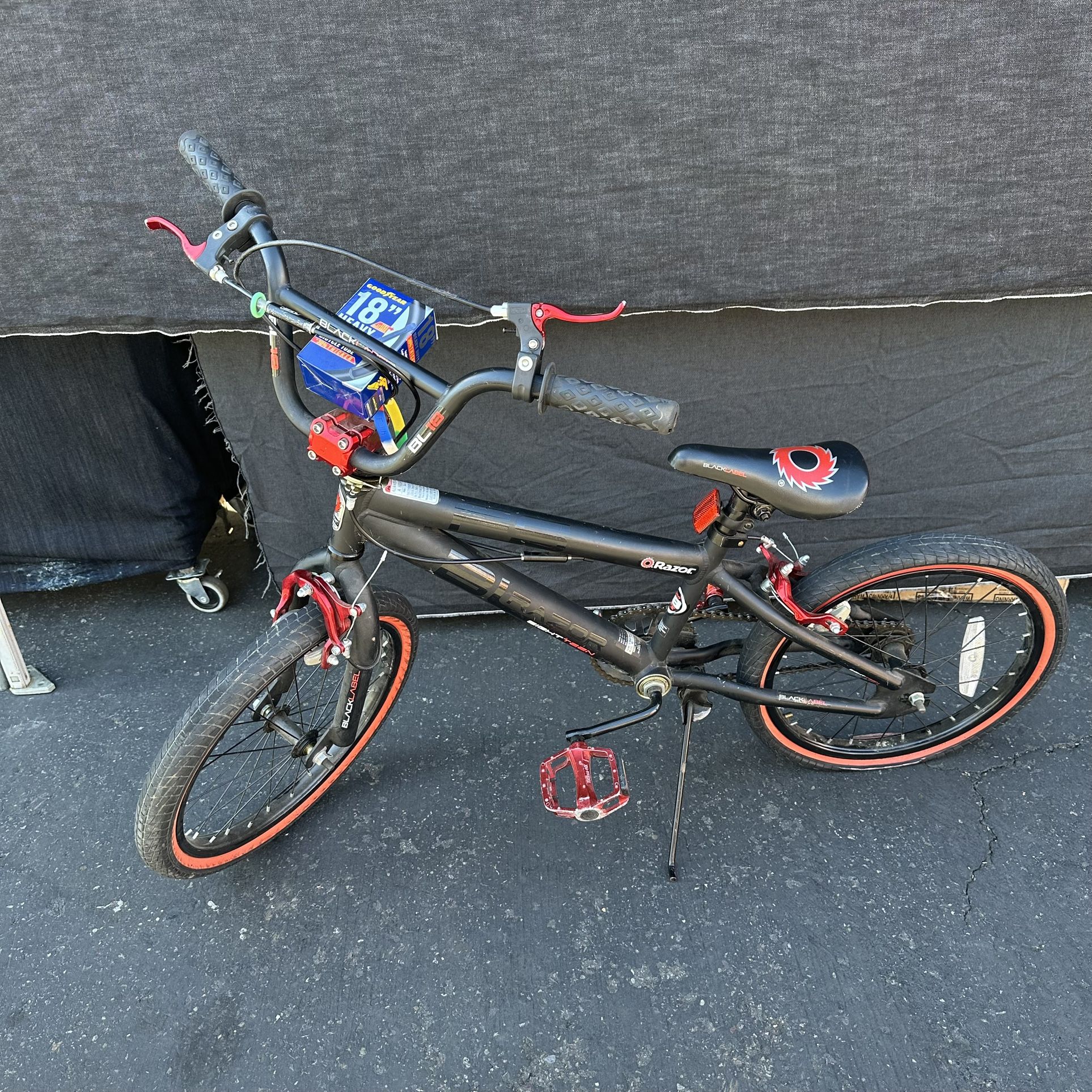 Razor 18 Inch Bicycle