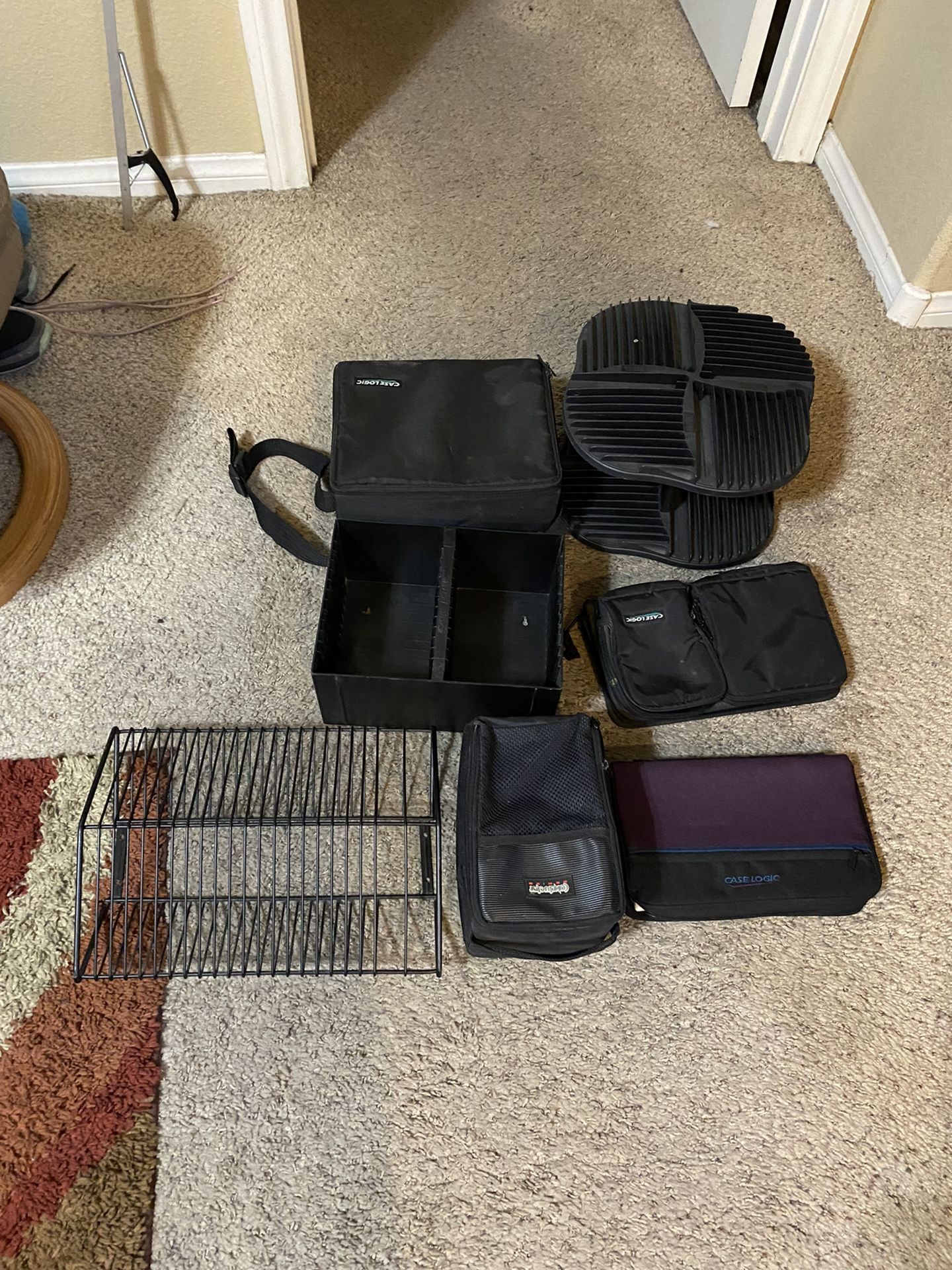 CD Cases & CD Holders - VINTAGE - Case logic