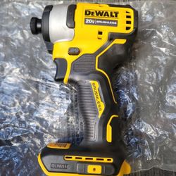 DEWALT 20VMAX BRUSHLESS ATOMIC 1/4"(6MM) CORDLESS IMPACT DRIVER NEW (TOOL ONLY) 