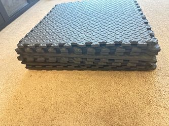 Gym tile 24x24 inch (set of 12)