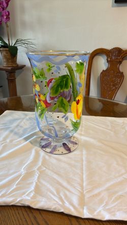 Jarrón De Vidrio Transparente,pintado A Mano Con Tulipanes Amarillos,de Finales Del Siglo XX ,Mide 13 Pulgadas De Altura