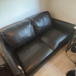 Couch/love Seat