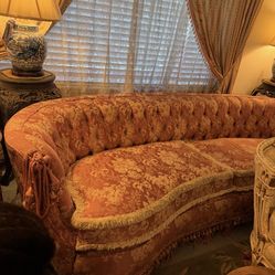 Vintage Beautiful  Pink Sofa 