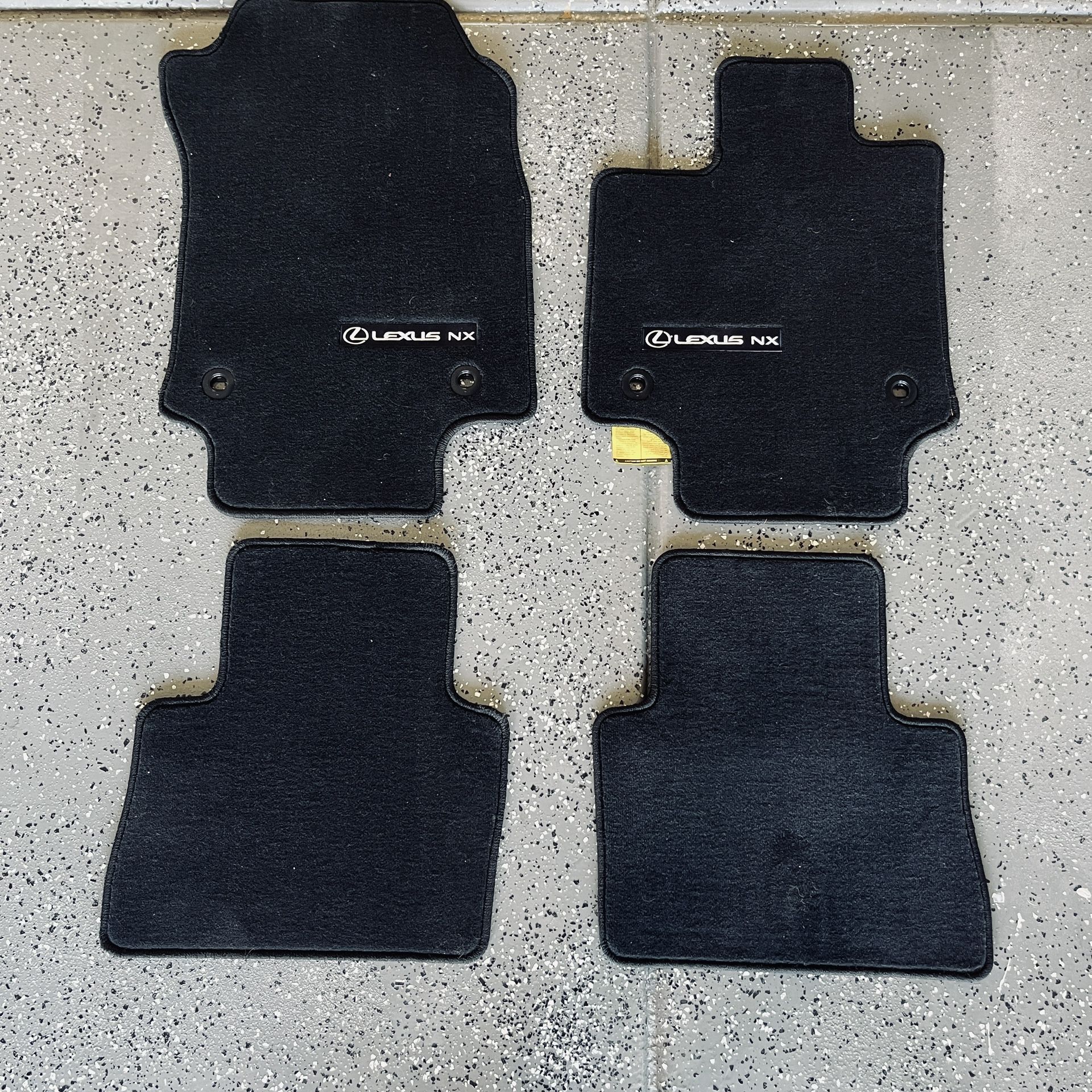 NEW Lexus Carpet Floor Mats