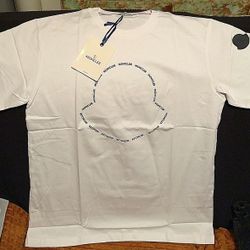 Moncler T-Shirt