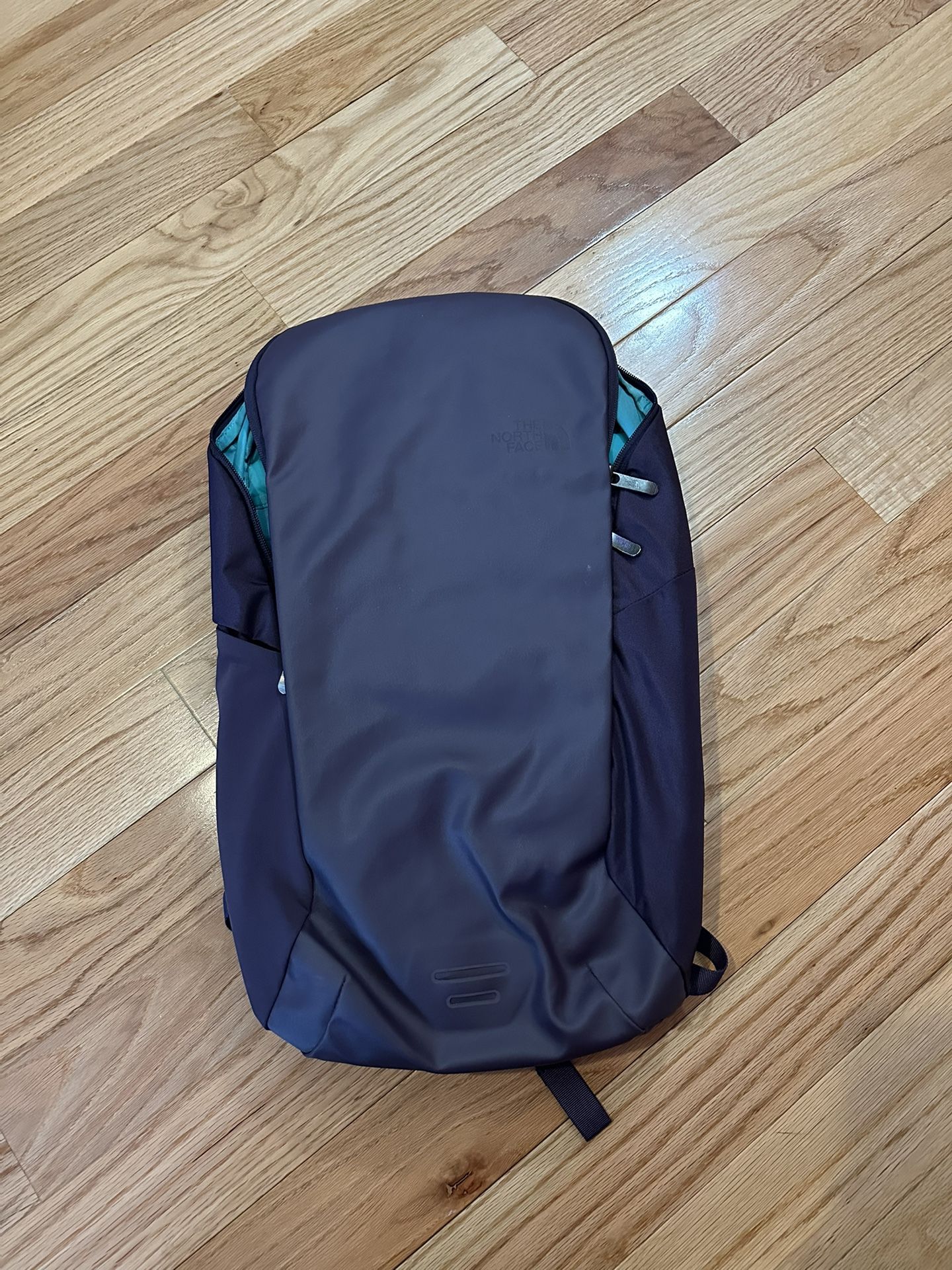 The North Face Kaban Flexvent Durable Backpack Purple Exterior / Blue Interior
