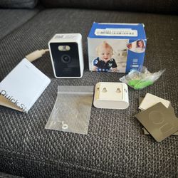 EVERSECU Mini 2K Indoor Wired Home Security Camera, Night Vision, Pet Camera with Phone App, Motion Detection, 2-Way Audio, Baby Monitor