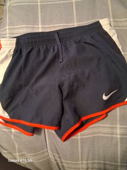 Nike navy  dri fit temp shorts xs