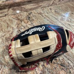 Rawlings Left Handed Outfoeld Baseball Glove