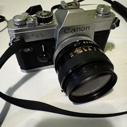 Canon FTb QL 35mm Film Camera w/ 50mm f/1.4 Lens - AS-IS