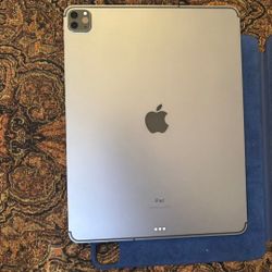 iPad Pro (12.9-Inch) 128gb (4th Generation) 🚨Wi-Fi + Cellular🚨 Unlocked any sim card Verizon T-Mobile AT&T Cricket MetroPCS
