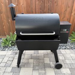 TRAEGER PRO 780 PELLET GRILL - BLACK