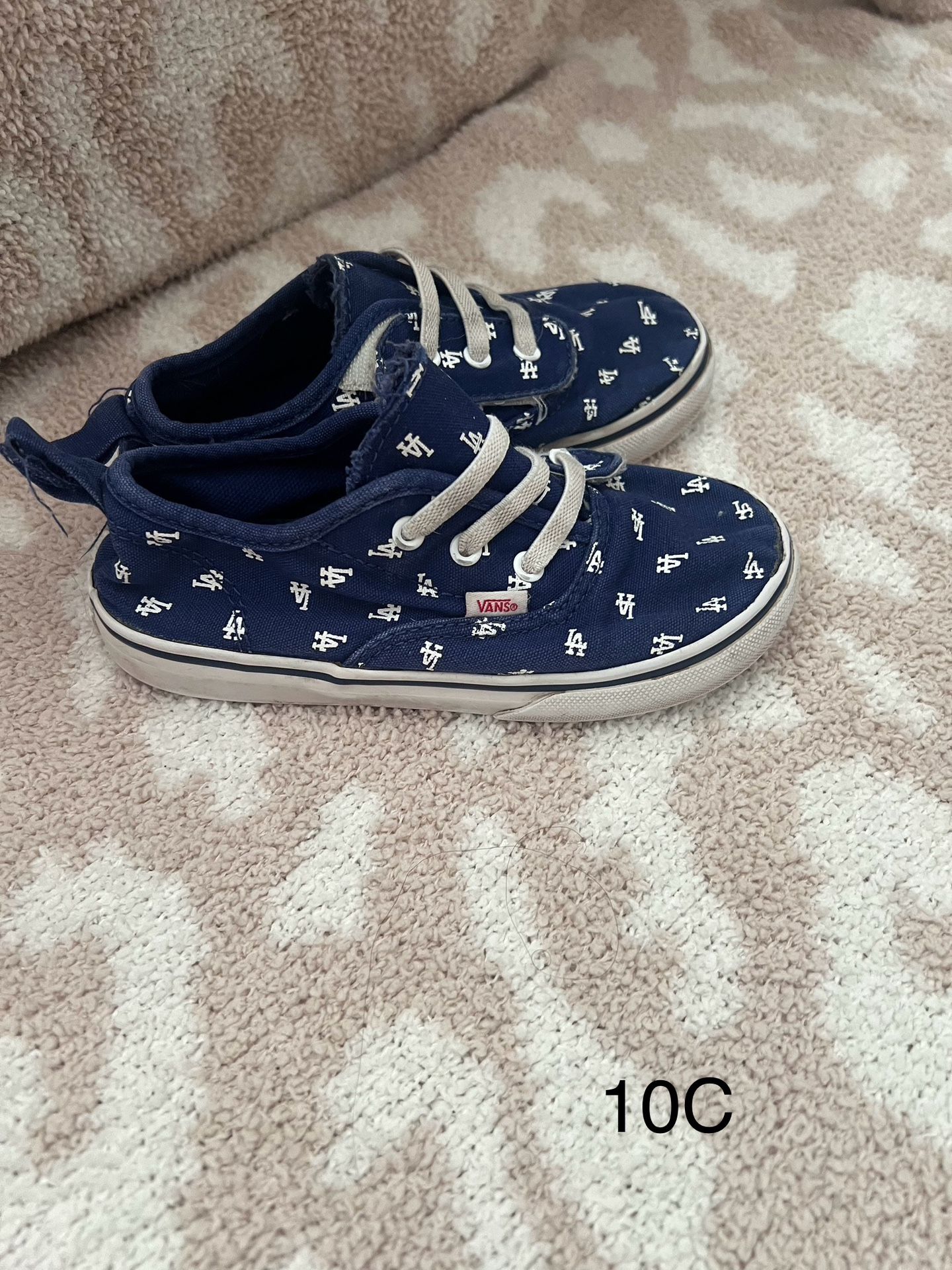 Dodgers vans 10C