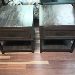 2 Ashley Furniture Johurst Rectangle End Tables

Dimensions

Each End Table
Width: 24.13"
Height: 24.38"
Depth: 27.00"
