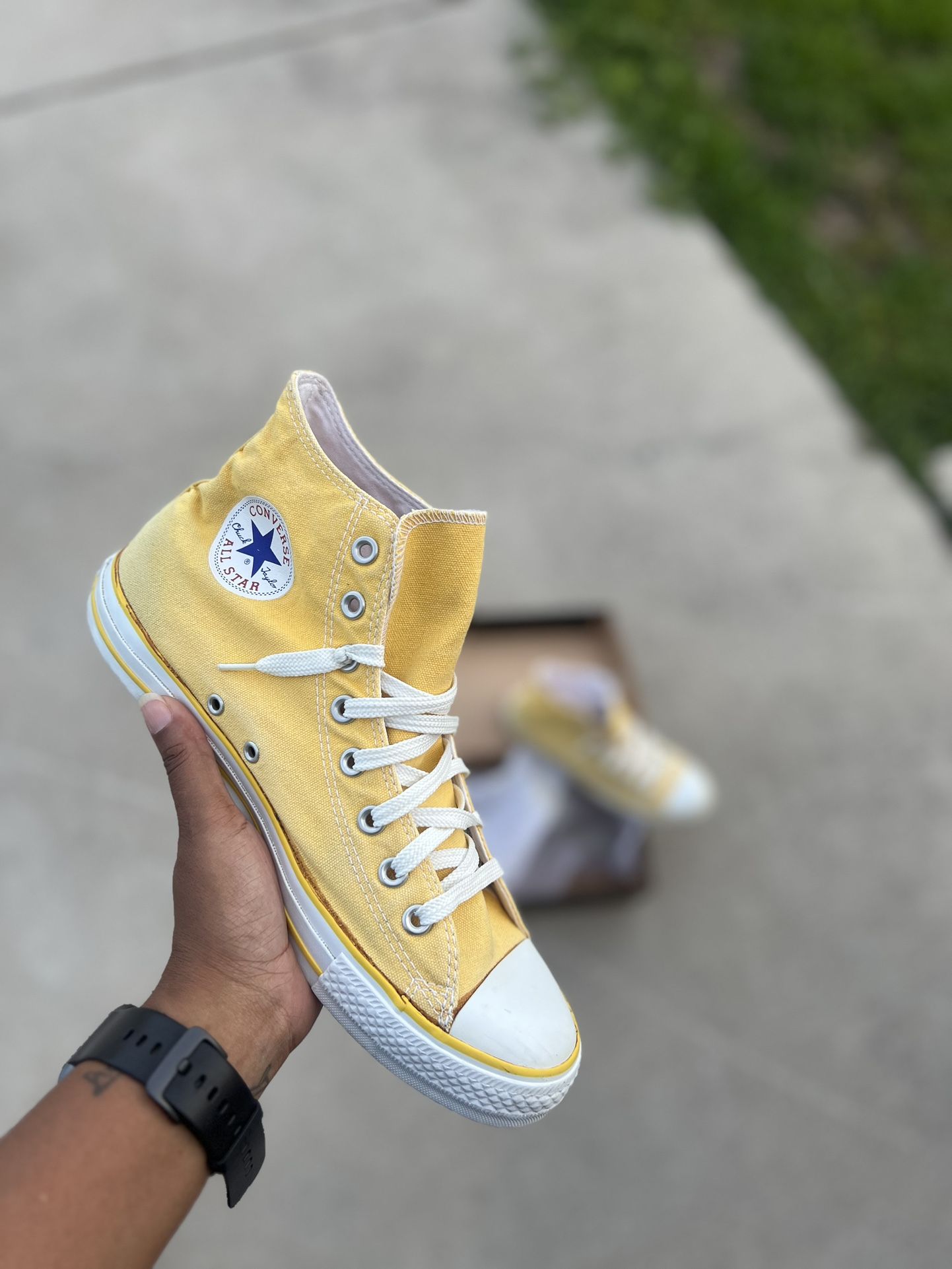 Men Converse Size 9