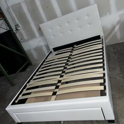 Brand New White Full Size Platform Bed With Storage Drawer 