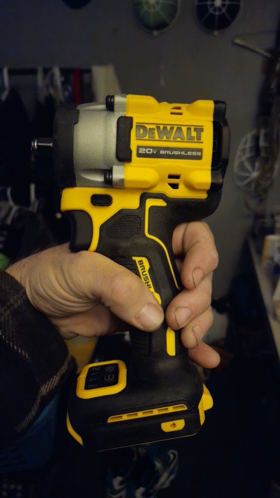 Dealt Tools Little Everything