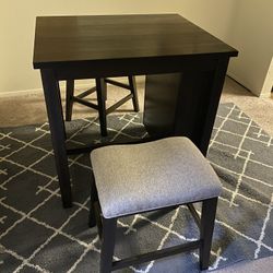 Dining Table With Stools 