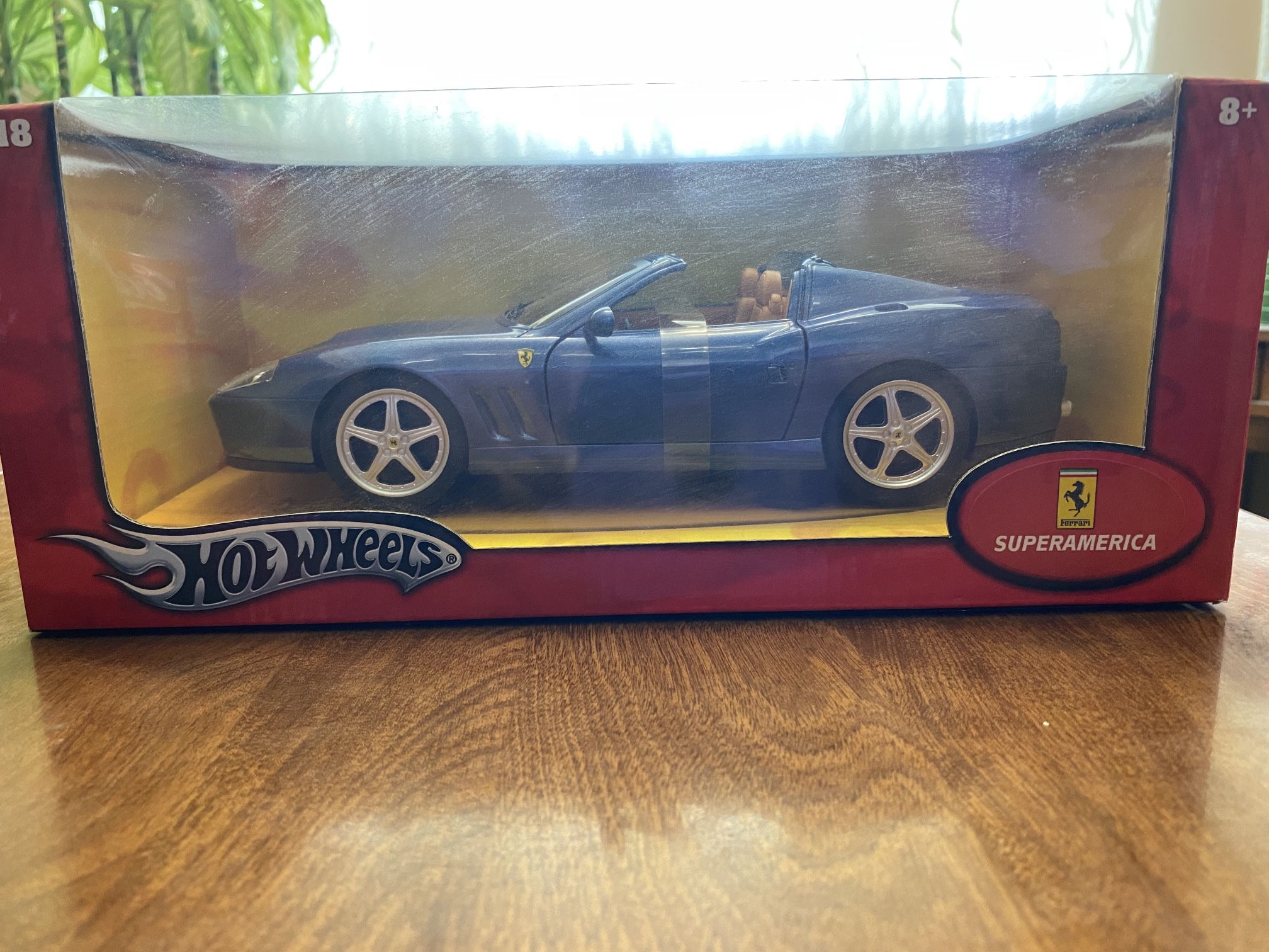 Hot Wheels Ferrari Superamerica 1:18