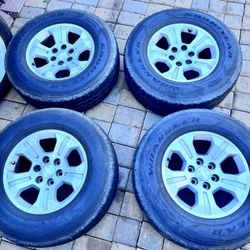 Chevy silverado Tires (2017 size 18)