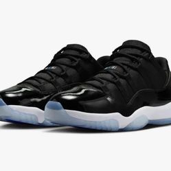 Air Jordan Retro Low Black Varsity Royal Size 13