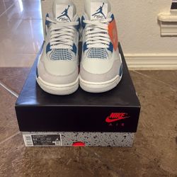 Jordan 4 Military Blue Size 9.5M