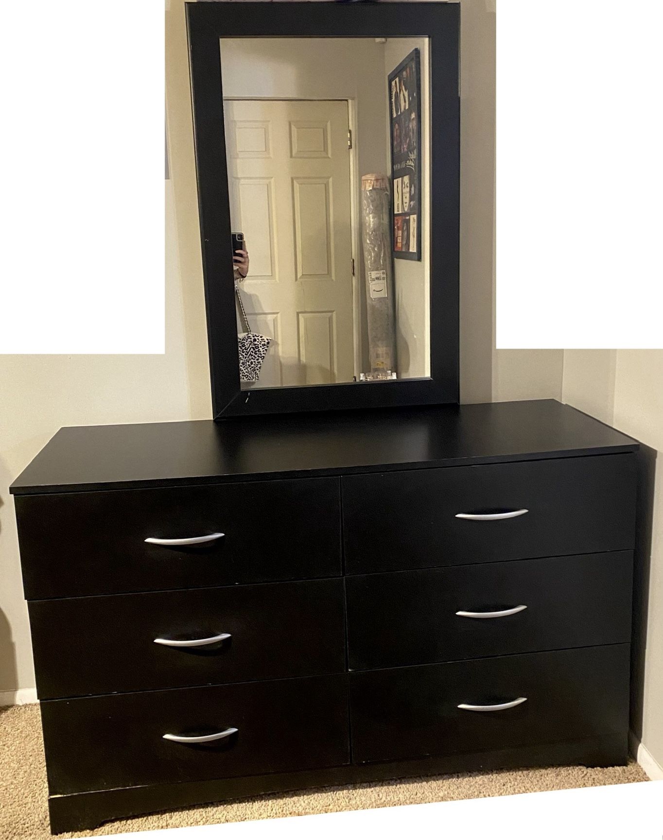 6 Drawer Dresser & Mirror