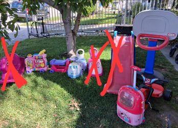 Outdoor/indoor toysbfor kids $5 each good for yournplay area south la 90043